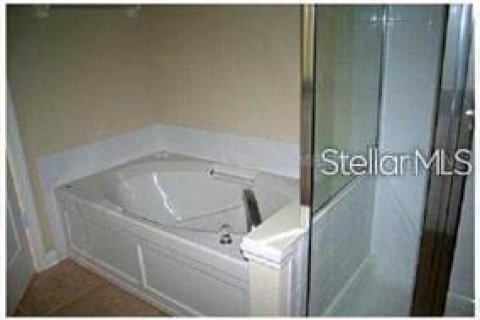 Villa ou maison à louer à Kissimmee, Floride: 4 chambres, 204.57 m2 № 2425834 - photo 9