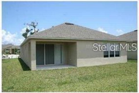 Villa ou maison à louer à Kissimmee, Floride: 4 chambres, 204.57 m2 № 2425834 - photo 13