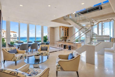 Condominio en venta en Coral Gables, Florida, 5 dormitorios, 946.67 m2 № 2063169 - foto 6