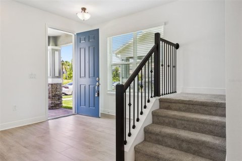 Townhouse in Winter Garden, Florida 3 bedrooms, 152.73 sq.m. № 2239163 - photo 4