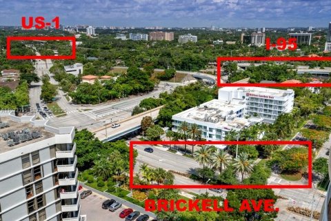 Apartamento en alquiler en Miami, Florida, 2 dormitorios, 104.05 m2 № 1992879 - foto 23