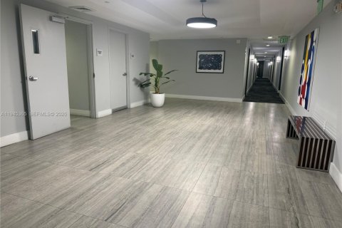 Copropriété à vendre à Hollywood, Floride: 3 chambres, 141.4 m2 № 2008644 - photo 3