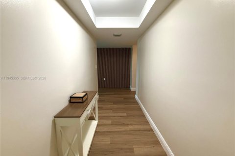 Copropriété à vendre à Hollywood, Floride: 3 chambres, 141.4 m2 № 2008644 - photo 20