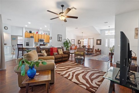 Casa en venta en Leesburg, Florida, 3 dormitorios, 196.49 m2 № 1916729 - foto 10