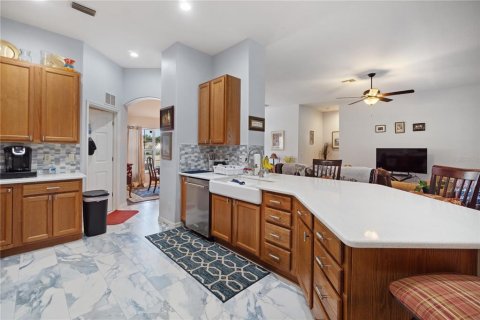 Casa en venta en Leesburg, Florida, 3 dormitorios, 196.49 m2 № 1916729 - foto 13