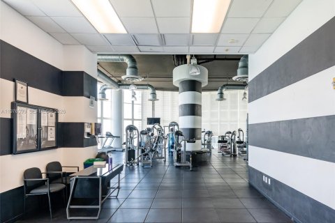 Купить кондоминиум в Майами, Флорида 2 спальни, 106.09м2, № 2040289 - фото 29