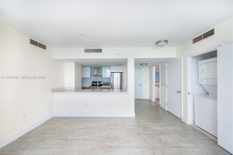 Купить кондоминиум в Майами, Флорида 2 спальни, 106.09м2, № 2040289 - фото 10