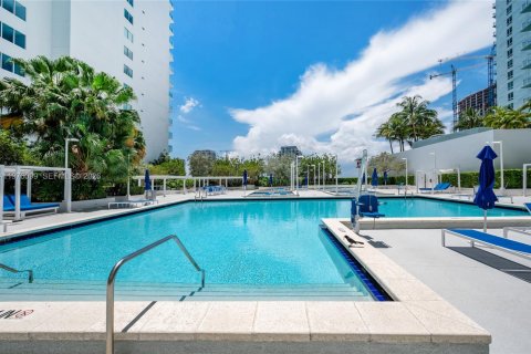 Купить кондоминиум в Майами, Флорида 2 спальни, 106.09м2, № 2040289 - фото 27