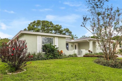 Casa en alquiler en Port Richey, Florida, 2 dormitorios, 133.97 m2 № 1823347 - foto 2