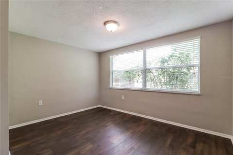 Casa en alquiler en Port Richey, Florida, 2 dormitorios, 133.97 m2 № 1823347 - foto 12