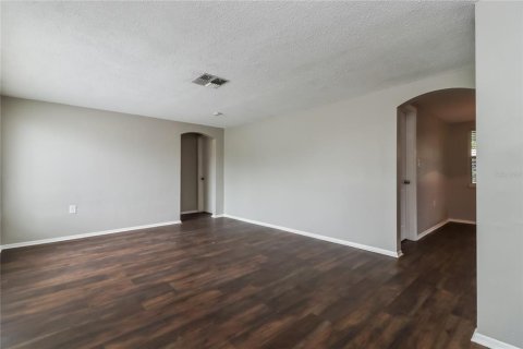 Casa en alquiler en Port Richey, Florida, 2 dormitorios, 133.97 m2 № 1823347 - foto 5