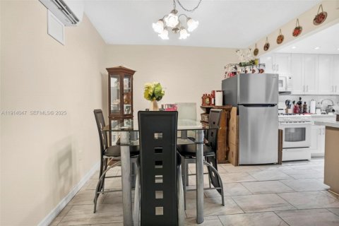 Купить кондоминиум в Майами-Гарденс, Флорида 1 спальня, 64.2м2, № 1984247 - фото 18