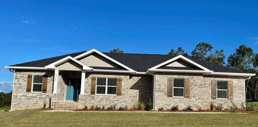 House in Crestview, Florida 4 bedrooms, 171.4 sq.m. № 561024