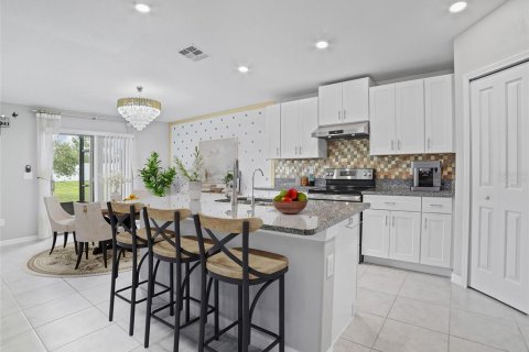 House in Riverview, Florida 4 bedrooms, 179.77 sq.m. № 1823359 - photo 10