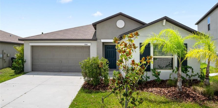 House in Riverview, Florida 4 bedrooms, 179.77 sq.m. № 1823359
