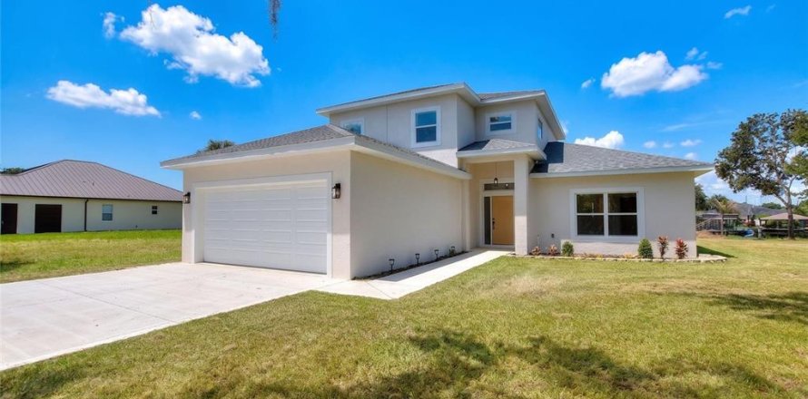 Casa en Lake Placid, Florida 3 dormitorios, 199.74 m2 № 2156092