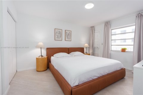 Apartment in Miami Beach, Florida 1 bedroom, 54.81 sq.m. № 1941454 - photo 4