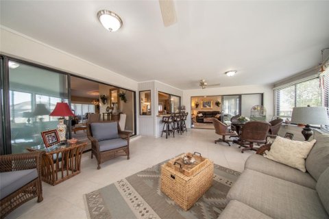 Casa en venta en Palm Coast, Florida, 3 dormitorios, 180.14 m2 № 1853131 - foto 18