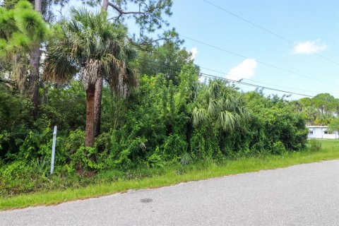 Terreno en venta en North Port, Florida № 1770196 - foto 11