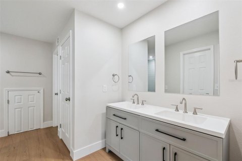 Condominio en venta en Winter Park, Florida, 2 dormitorios, 138.89 m2 № 2437238 - foto 19