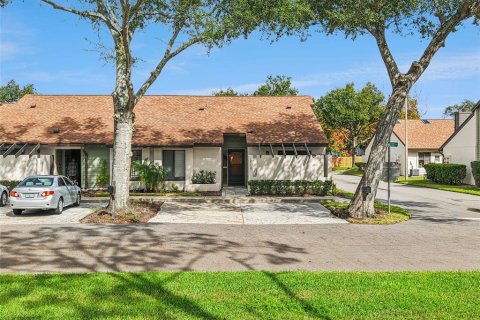 Condominio en Winter Park, Florida, 2 dormitorios № 2437238