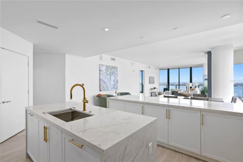 Купить кондоминиум в Тампа, Флорида 13 комнат, 273.13м2, № 1342029 - фото 10