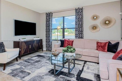 Купить виллу или дом в Сент-Луси, Флорида 4 спальни, 169.73м2, № 1991346 - фото 11