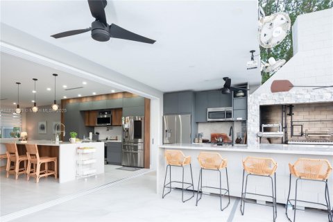 Casa en venta en Weston, Florida, 5 dormitorios, 248.23 m2 № 1776456 - foto 23