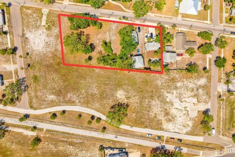 Land in Clearwater, Florida № 2101895 - photo 2