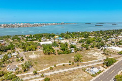 Land in Clearwater, Florida № 2101895 - photo 10