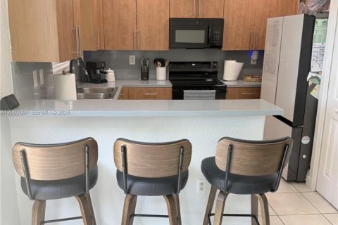 Touwnhouse à vendre à Homestead, Floride: 4 chambres, 172.05 m2 № 2066173 - photo 4