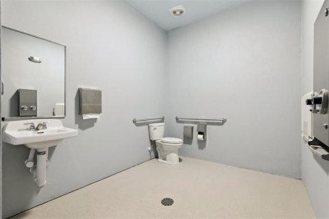 Adosado en venta en Osteen, Florida, 4 dormitorios, 163.32 m2 № 2430364 - foto 18