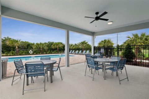 Adosado en venta en Osteen, Florida, 4 dormitorios, 163.32 m2 № 2430364 - foto 27