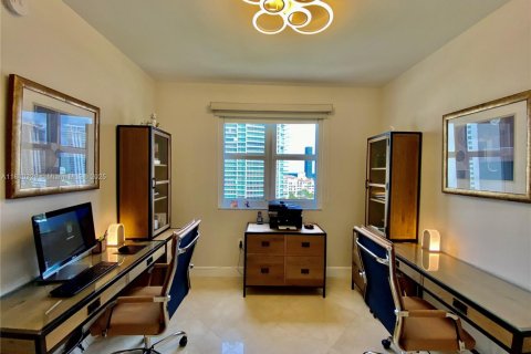 Copropriété à vendre à Aventura, Floride: 3 chambres, 148.64 m2 № 1958503 - photo 19