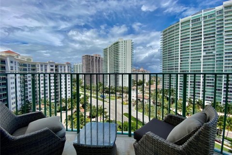 Copropriété à vendre à Aventura, Floride: 3 chambres, 148.64 m2 № 1958503 - photo 23