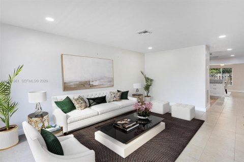 House in Oakland Park, Florida 3 bedrooms, 125.42 sq.m. № 2024696 - photo 7