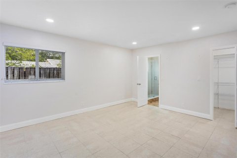 House in Oakland Park, Florida 3 bedrooms, 125.42 sq.m. № 2024696 - photo 20