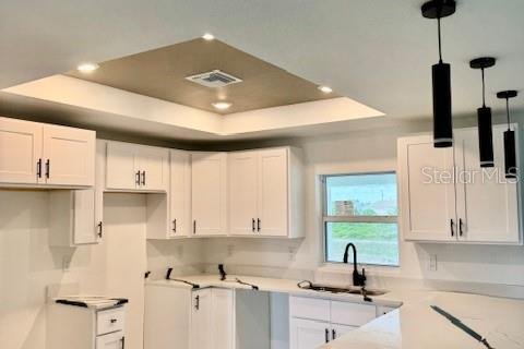 House in Lehigh Acres, Florida 3 bedrooms, 150.13 sq.m. № 1822992 - photo 4