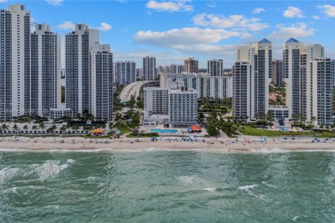 Copropriété à louer à Sunny Isles Beach, Floride: 1 chambre, 63.17 m2 № 1949055 - photo 5