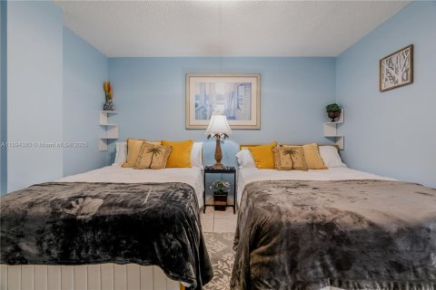 Copropriété à louer à Sunny Isles Beach, Floride: 1 chambre, 63.17 m2 № 1949055 - photo 22