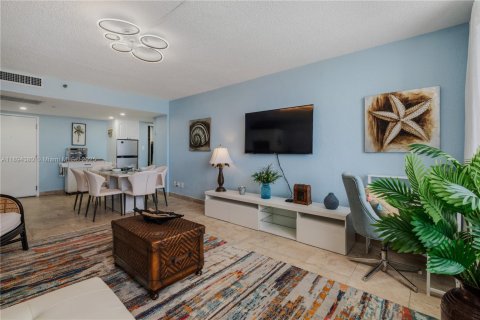 Copropriété à louer à Sunny Isles Beach, Floride: 1 chambre, 63.17 m2 № 1949055 - photo 12