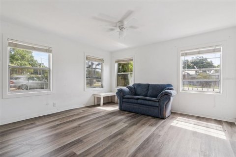 Casa en venta en Ocoee, Florida, 3 dormitorios, 138.42 m2 № 2151209 - foto 11