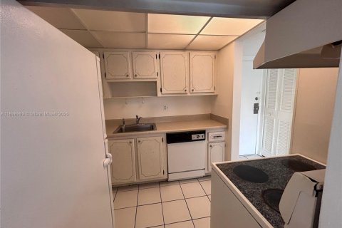 Apartment in Miami, Florida 2 bedrooms, 84.17 sq.m. № 1952456 - photo 26