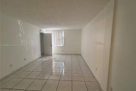 Apartment in Miami, Florida 2 bedrooms, 84.17 sq.m. № 1952456 - photo 7