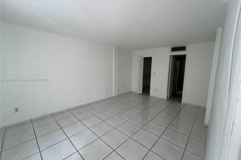 Apartment in Miami, Florida 2 bedrooms, 84.17 sq.m. № 1952456 - photo 30