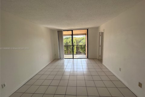 Apartment in Miami, Florida 2 bedrooms, 84.17 sq.m. № 1952456 - photo 18