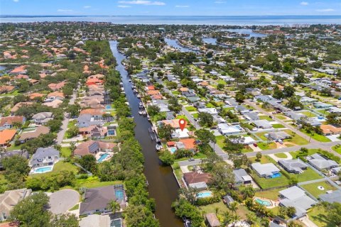 Casa en venta en Saint Petersburg, Florida, 3 dormitorios, 170.66 m2 № 1795294 - foto 3