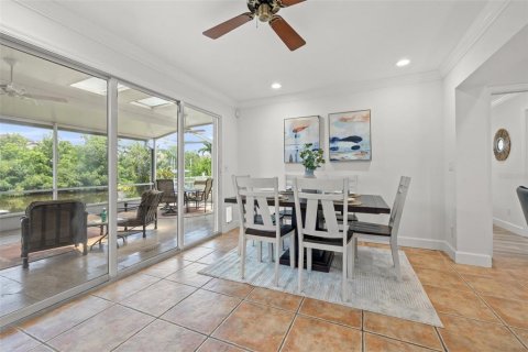 Casa en venta en Saint Petersburg, Florida, 3 dormitorios, 170.66 m2 № 1795294 - foto 12
