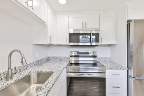 Купить кондоминиум в Сан-Сити-Центр, Флорида 5 комнат, 89.19м2, № 2207679 - фото 10