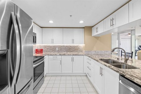 Condominio en venta en Daytona Beach Shores, Florida, 3 dormitorios, 154.96 m2 № 1673464 - foto 16